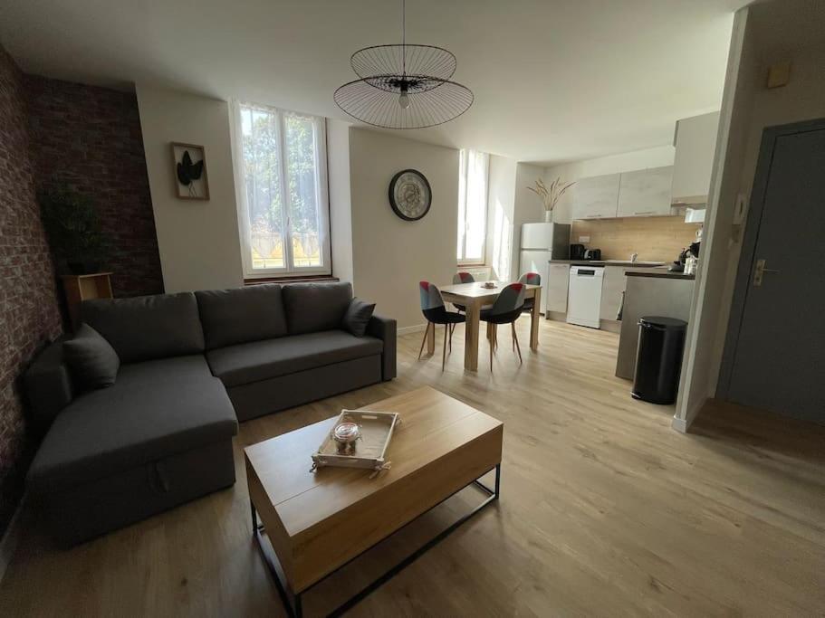 T2Entierement Renove Style Industriel Appartement Rodez Buitenkant foto