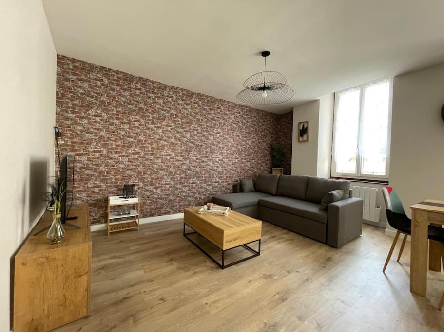 T2Entierement Renove Style Industriel Appartement Rodez Buitenkant foto